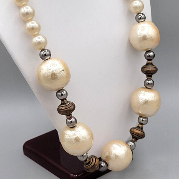 Chunky Statement Necklace Large Cotton Beads Imitation Pearls With Spacers Vtg - Picture 4 of 9